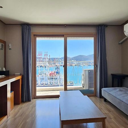 Hansan Hotel Tongyeong Buitenkant foto