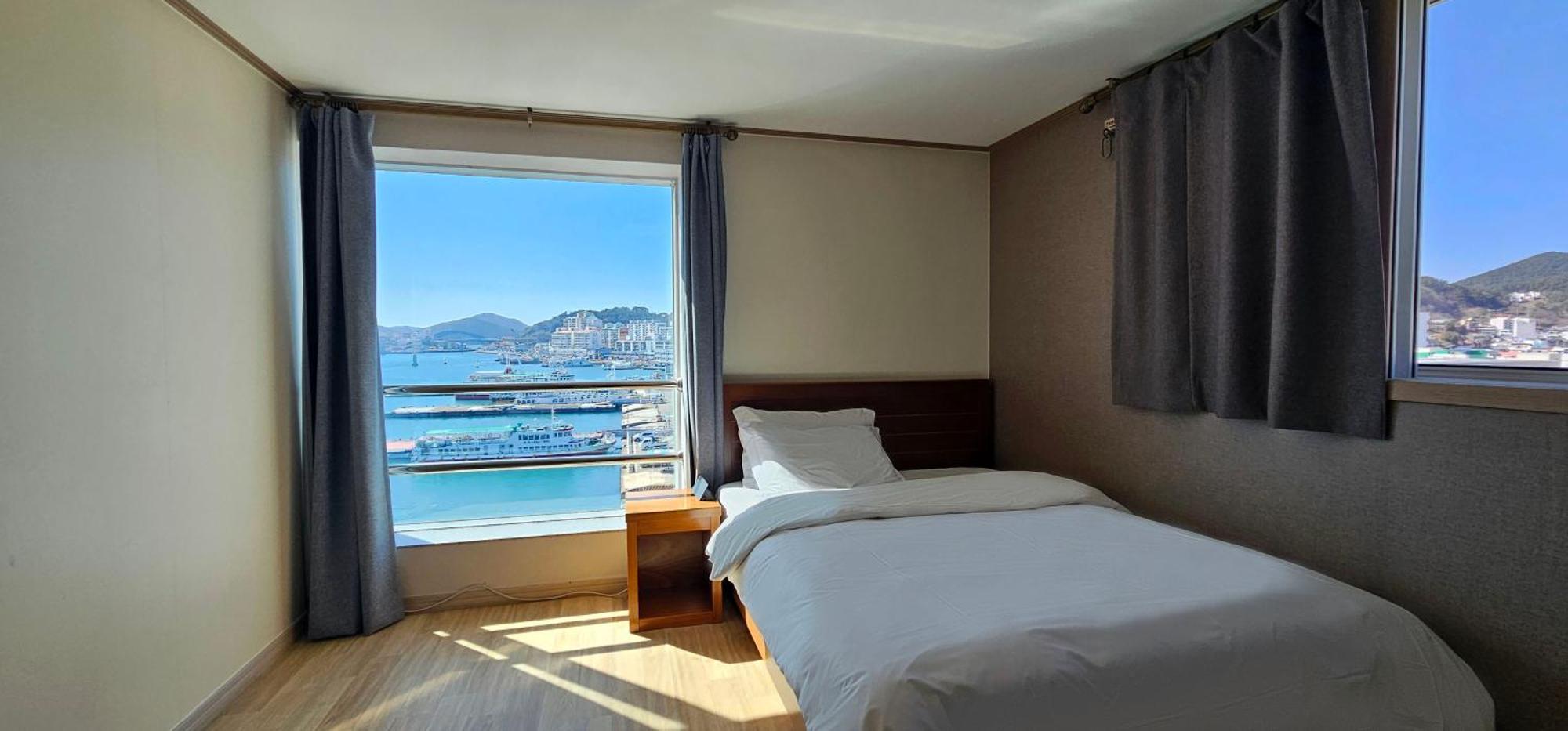 Hansan Hotel Tongyeong Buitenkant foto