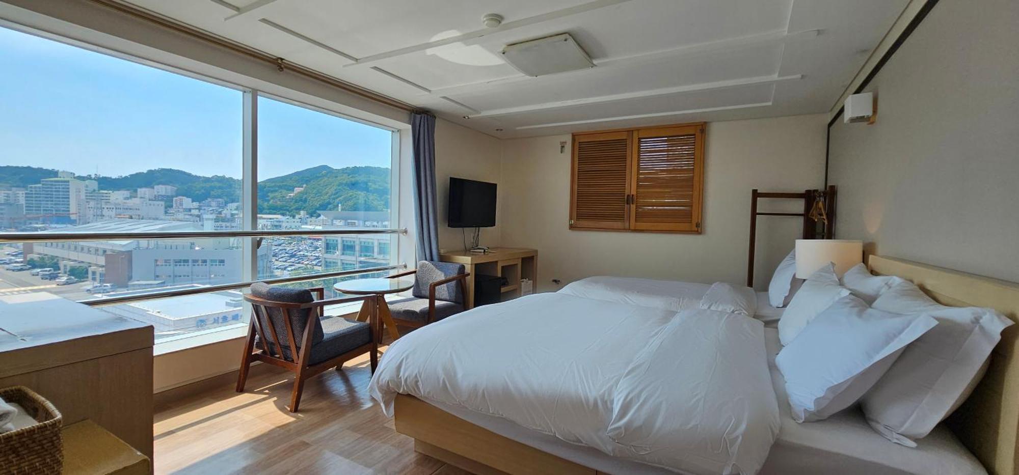 Hansan Hotel Tongyeong Buitenkant foto