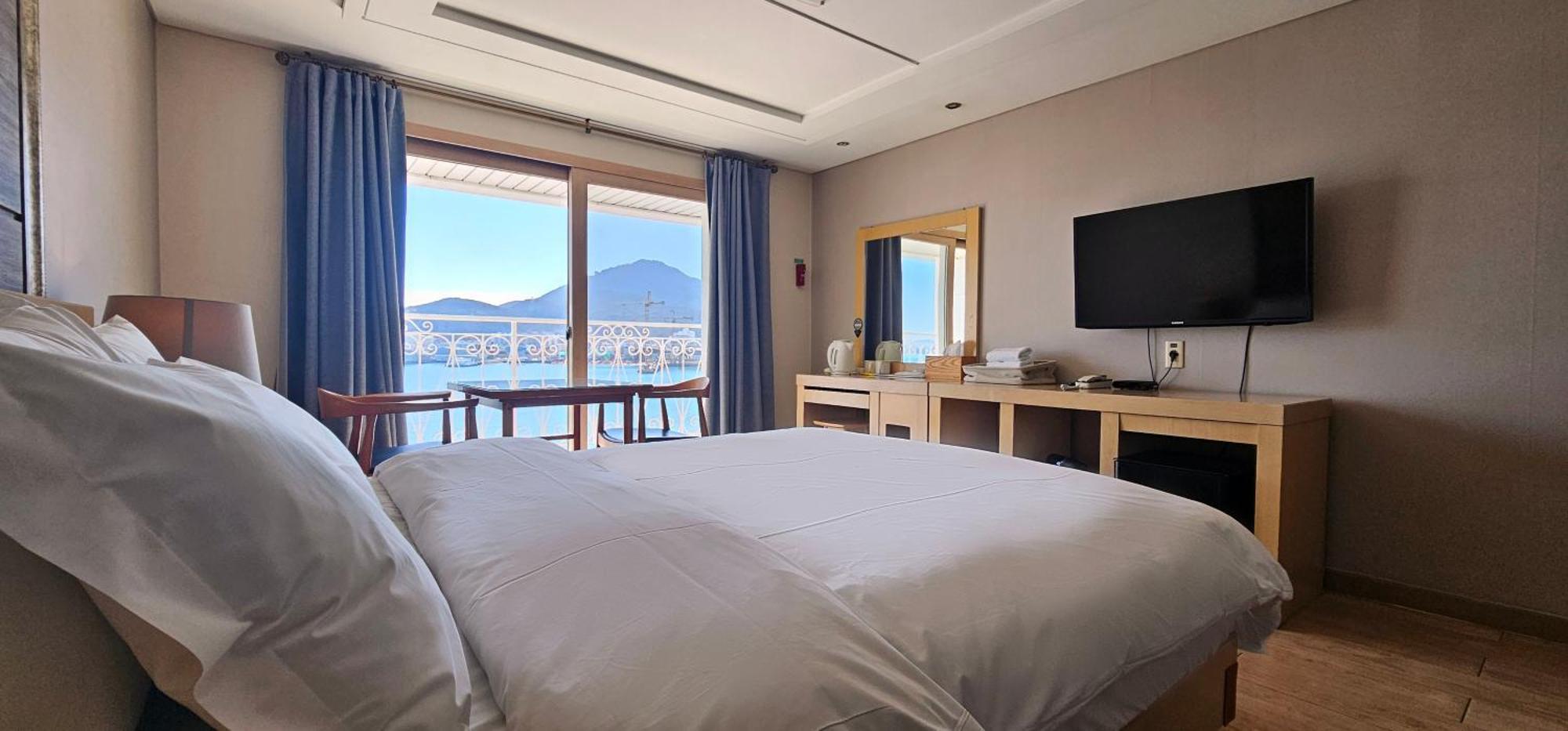 Hansan Hotel Tongyeong Buitenkant foto